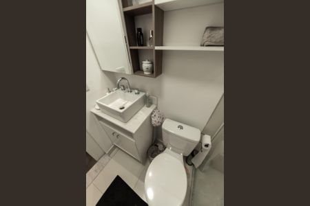 Apartamento à venda com 62m², 2 quartos e 1 vaga Apartamento à venda com 62m², 2 quartos e 1 vagaBanheiro da Suíte