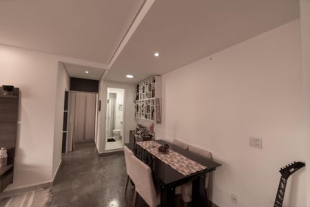 Apartamento à venda com 62m², 2 quartos e 1 vaga Apartamento à venda com 62m², 2 quartos e 1 vagaSala