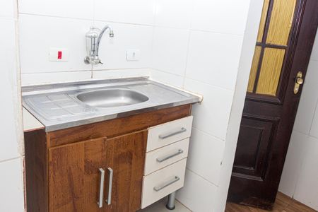 Cozinha de kitnet/studio para alugar com 1 quarto, 42m² em Jardim Ernestina, São Paulo