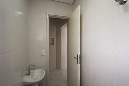 Apartamento para alugar com 55m², 2 quartos e sem vaga Apartamento para alugar com 55m², 2 quartos e sem vagaBanheiro Social