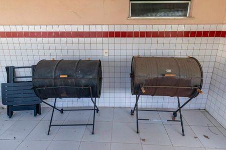 Apartamento à venda com 76m², 2 quartos e 1 vaga Apartamento à venda com 76m², 2 quartos e 1 vagaÁrea comum - Churrasqueira