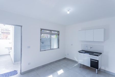Sala e cozinha de casa para alugar com 1 quarto, 36m² em Freguesia do Ó, São Paulo