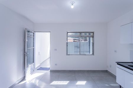 Sala e cozinha de casa para alugar com 1 quarto, 36m² em Freguesia do Ó, São Paulo