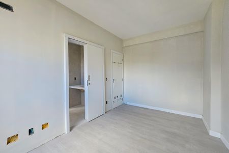 Apartamento à venda com 115m², 3 quartos e 2 vagasQuarto