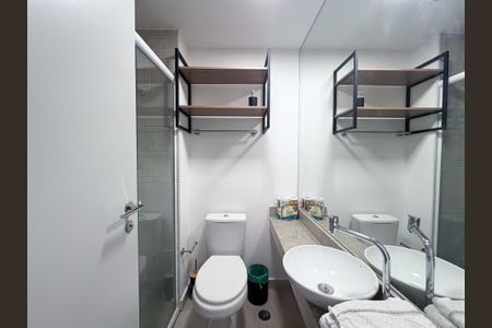 Studio para alugar com 24m², 1 quarto e 1 vaga Studio para alugar com 24m², 1 quarto e 1 vagaBanheiro
