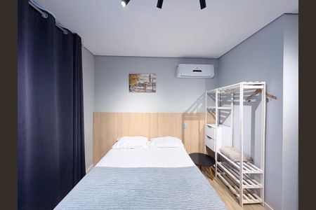 Studio para alugar com 24m², 1 quarto e 1 vaga Studio para alugar com 24m², 1 quarto e 1 vagaStudio