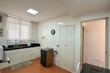 Apartamento à venda com 180m², 4 quartos e 1 vagaCozinha