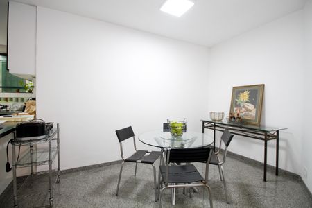 Casa à venda com 800m², 4 quartos e 10 vagasCopa