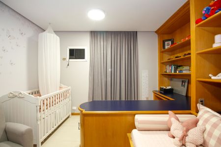 Casa à venda com 800m², 4 quartos e 10 vagasSuíte 4