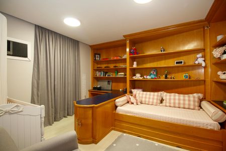 Casa à venda com 800m², 4 quartos e 10 vagasSuíte 4