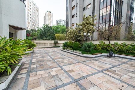 Apartamento à venda com 220m², 4 quartos e 3 vagasÁrea comum