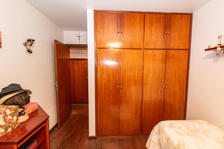 Apartamento à venda com 220m², 4 quartos e 3 vagasSuíte 2