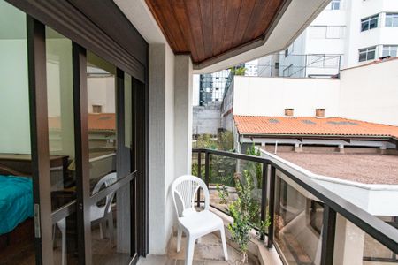 Apartamento à venda com 220m², 4 quartos e 3 vagasVaranda da suíte 1