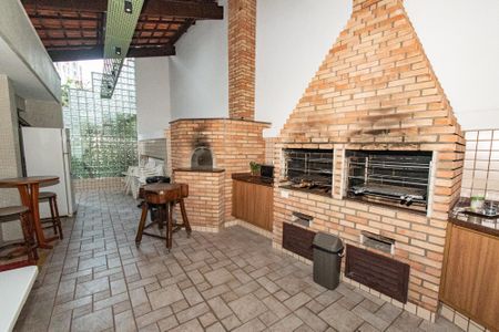 Apartamento à venda com 220m², 4 quartos e 3 vagasChurrasqueira