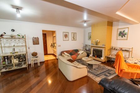 Apartamento à venda com 220m², 4 quartos e 3 vagasSala