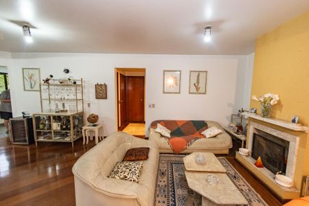 Apartamento à venda com 220m², 4 quartos e 3 vagasSala