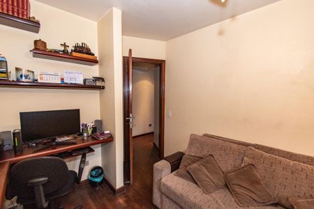 Apartamento à venda com 220m², 4 quartos e 3 vagasQuarto