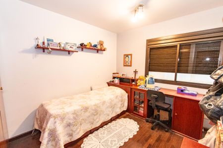 Apartamento à venda com 220m², 4 quartos e 3 vagasSuíte 2