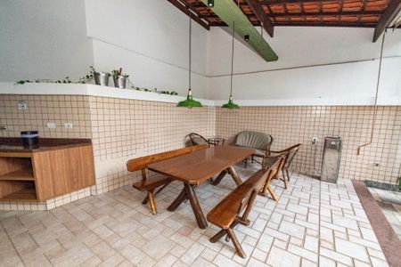 Apartamento à venda com 220m², 4 quartos e 3 vagasChurrasqueira