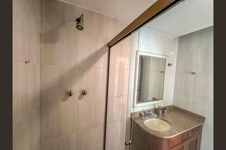 Apartamento para alugar com 164m², 2 quartos e 3 vagasBanheiro Social