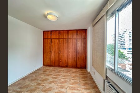 Apartamento para alugar com 164m², 2 quartos e 3 vagasSuíte