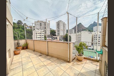 Apartamento para alugar com 164m², 2 quartos e 3 vagasÁrea comum