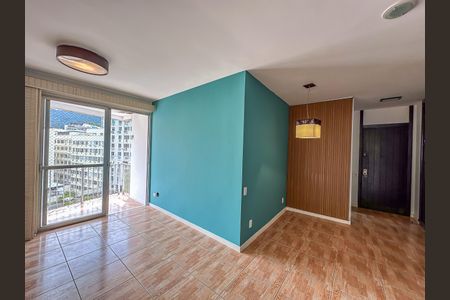Apartamento para alugar com 164m², 2 quartos e 3 vagasSala