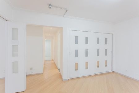 Apartamento à venda com 83m², 1 quarto e sem vaga Apartamento à venda com 83m², 1 quarto e sem vagaSala