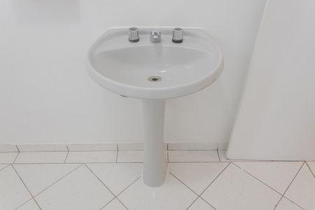 Apartamento à venda com 83m², 1 quarto e sem vaga Apartamento à venda com 83m², 1 quarto e sem vagaBanheiro