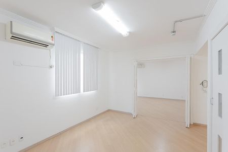 Apartamento à venda com 83m², 1 quarto e sem vaga Apartamento à venda com 83m², 1 quarto e sem vagaSala