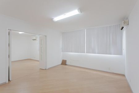 Apartamento à venda com 83m², 1 quarto e sem vaga Apartamento à venda com 83m², 1 quarto e sem vagaSala