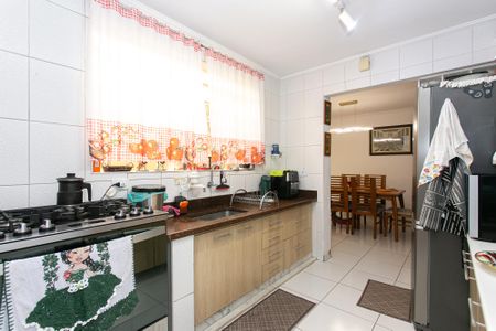Casa à venda com 154m², 3 quartos e 2 vagas Casa à venda com 154m², 3 quartos e 2 vagasCozinha