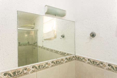 Casa à venda com 154m², 3 quartos e 2 vagas Casa à venda com 154m², 3 quartos e 2 vagasBanheiro 2