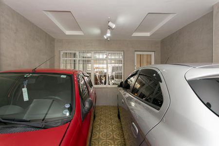 Casa à venda com 154m², 3 quartos e 2 vagas Casa à venda com 154m², 3 quartos e 2 vagasGaragem