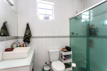 Casa à venda com 154m², 3 quartos e 2 vagas Casa à venda com 154m², 3 quartos e 2 vagasBanheiro 1