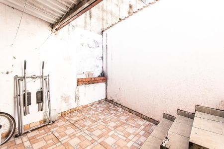 Casa à venda com 154m², 3 quartos e 2 vagas Casa à venda com 154m², 3 quartos e 2 vagasÁrea Externa