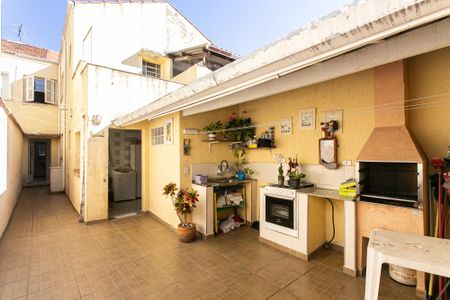 Casa à venda com 154m², 3 quartos e 2 vagas Casa à venda com 154m², 3 quartos e 2 vagasEspaço Gourmet