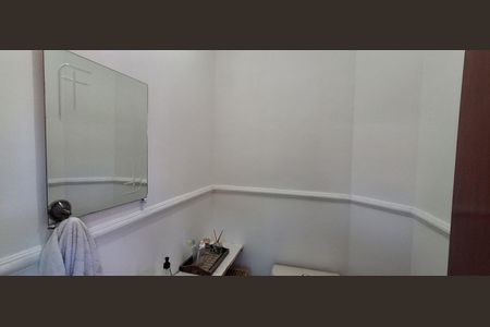 Casa à venda com 417m², 3 quartos e 6 vagasBanheiro Social 