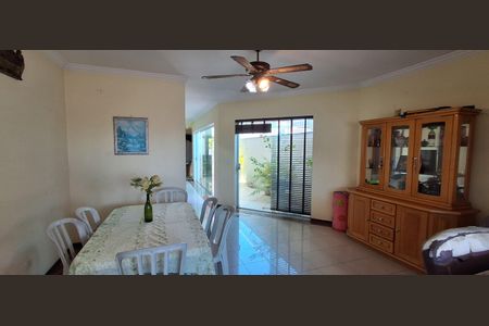 Casa à venda com 417m², 3 quartos e 6 vagasCopa