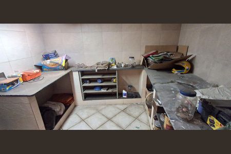 Casa à venda com 417m², 3 quartos e 6 vagasDepósito 