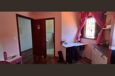 Casa à venda com 417m², 3 quartos e 6 vagasSuíte 2