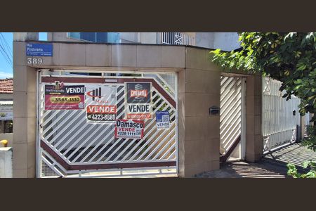 Casa à venda com 417m², 3 quartos e 6 vagasFachada 