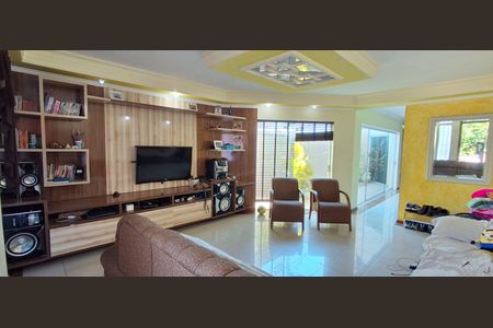 Sala de casa à venda com 3 quartos, 417m² em Olímpico, São Caetano do Sul