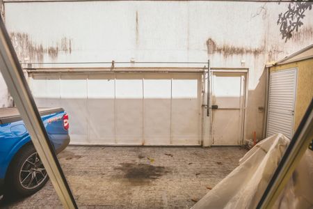 Casa à venda com 250m², 3 quartos e 4 vagas Casa à venda com 250m², 3 quartos e 4 vagasEscritório