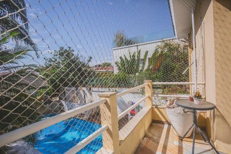 Casa à venda com 250m², 3 quartos e 4 vagas Casa à venda com 250m², 3 quartos e 4 vagasVaranda da Suíte