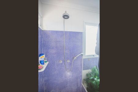 Casa à venda com 250m², 3 quartos e 4 vagas Casa à venda com 250m², 3 quartos e 4 vagasBanheiro da Suíte