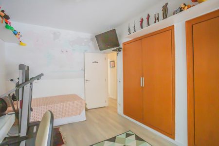 Casa à venda com 250m², 3 quartos e 4 vagas Casa à venda com 250m², 3 quartos e 4 vagasQuarto 1