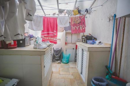 Casa à venda com 250m², 3 quartos e 4 vagas Casa à venda com 250m², 3 quartos e 4 vagasÁrea de Serviço