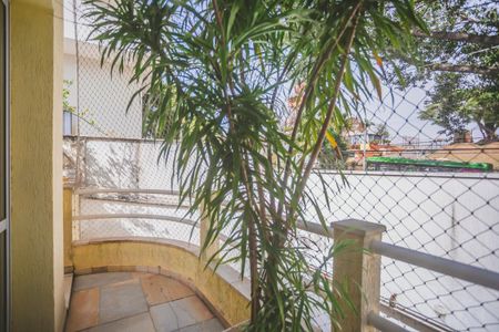 Casa à venda com 250m², 3 quartos e 4 vagas Casa à venda com 250m², 3 quartos e 4 vagasVaranda do Quarto 2