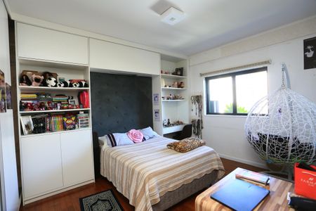 Apartamento à venda com 530m², 4 quartos e 5 vagas Apartamento à venda com 530m², 4 quartos e 5 vagasSuíte 3